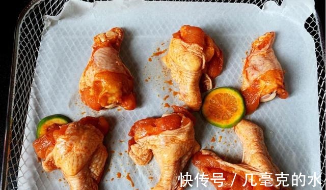 烤翅|小孩子最爱的鸡翅根做法,简单又快速,不油腻反而很清香!