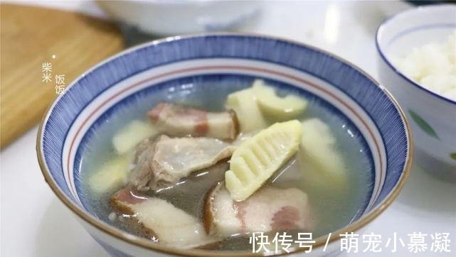 焯水|这汤太鲜了，三种食材一锅炖，不放一粒盐，现在喝正当时
