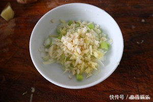 大厨教你正确做“鱼香茄子”,不用油炸,营养美味,好吃又下饭!