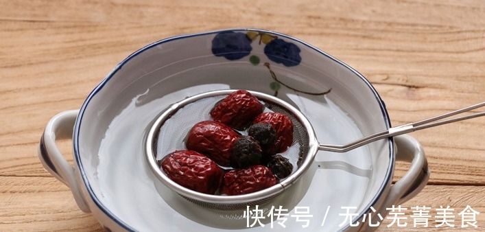 秋季|秋天要多吃莲藕,教你简单做法,不炖不凉拌,面如桃花好入秋!