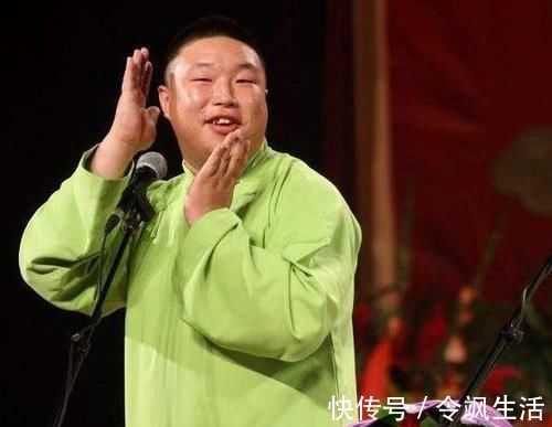 孟鹤堂|男人健身和不健身,差距有多大?看看德云社烧饼就知道了
