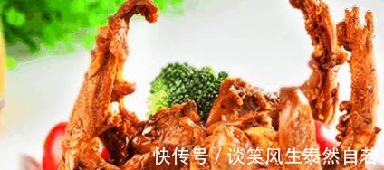 正宗周黑鸭制作配方, 需8种辛香料精密搭配组成, 价值连城!