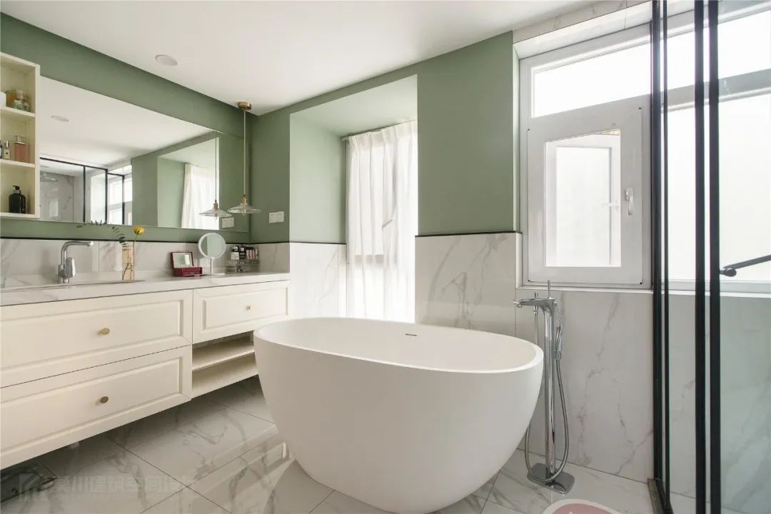 文艺|135㎡现代简约,温馨舒适的空间,加上草绿色的点缀,文艺舒适