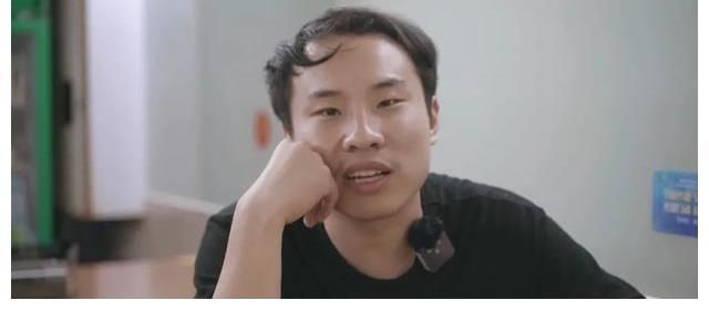 脫口秀大會|“丑男”內(nèi)卷