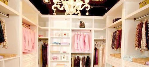 衣帽间|当初不顾家人反对,坚持把卧室这地方改成衣帽间,装完都不吭声了