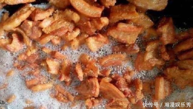 食用|“猪油渣”可不可以吃,健不健康?很多人还不知道,涨知识了