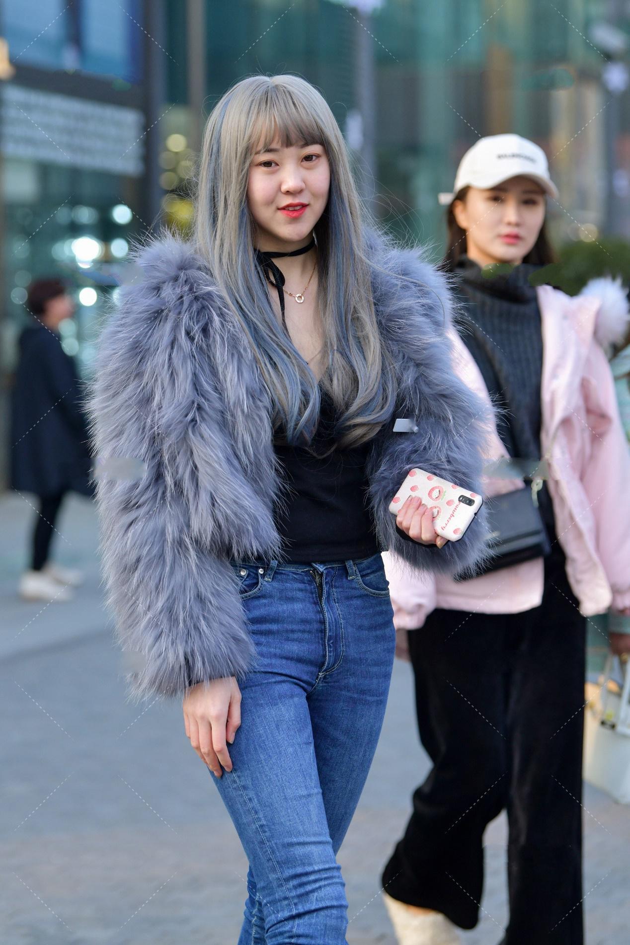 十足|天气逐渐转凉, 貂皮大衣该出场了, 穿上贵妇气息十足