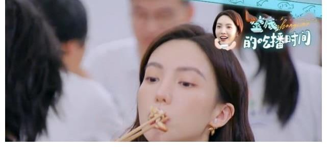 宁静|《中餐厅》偶像包袱最重的嘉宾,别人在忙她补妆,比宁静还能化