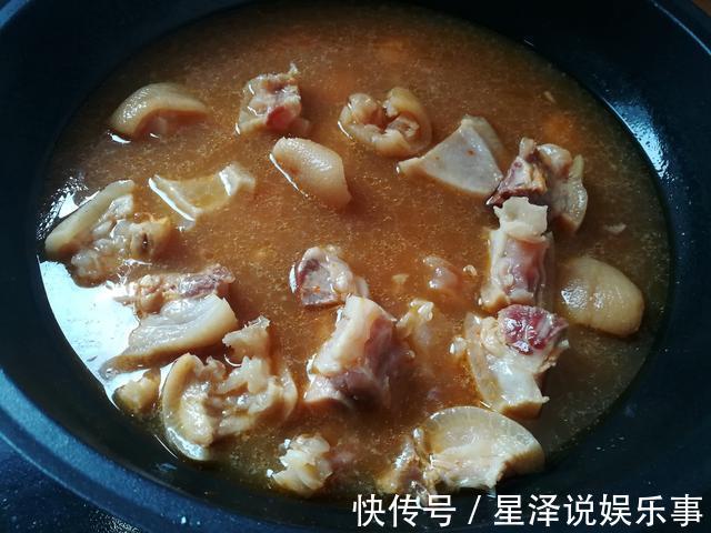 骨头|看似普通的晚餐,胶原多多,软糯多汁不油腻,比红烧肉还好吃