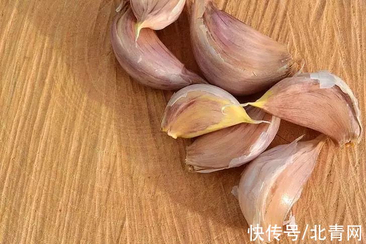 餐桌|细菌、肿瘤都怕这“餐桌上的常客”，可惜很多人没吃对，营养白白浪费了