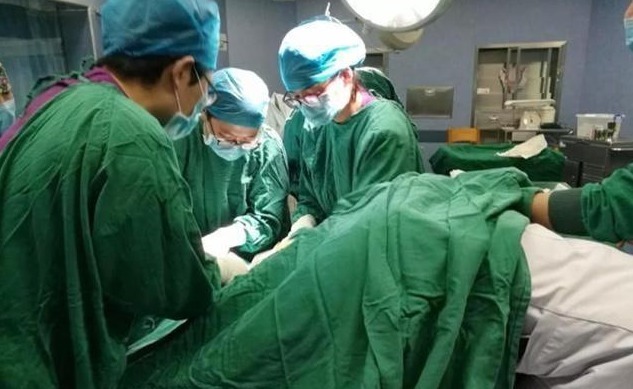 产妇|“谢谢,不喝牛奶”,产妇生孩子闹笑话,听不懂产房暗语太尴尬