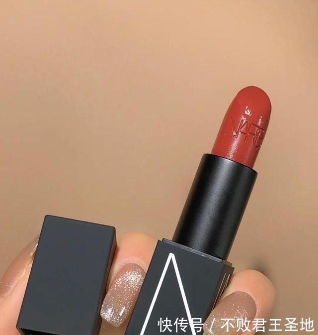 口红 我摊牌了,黄皮女人的“有效口红 ”是这5支!