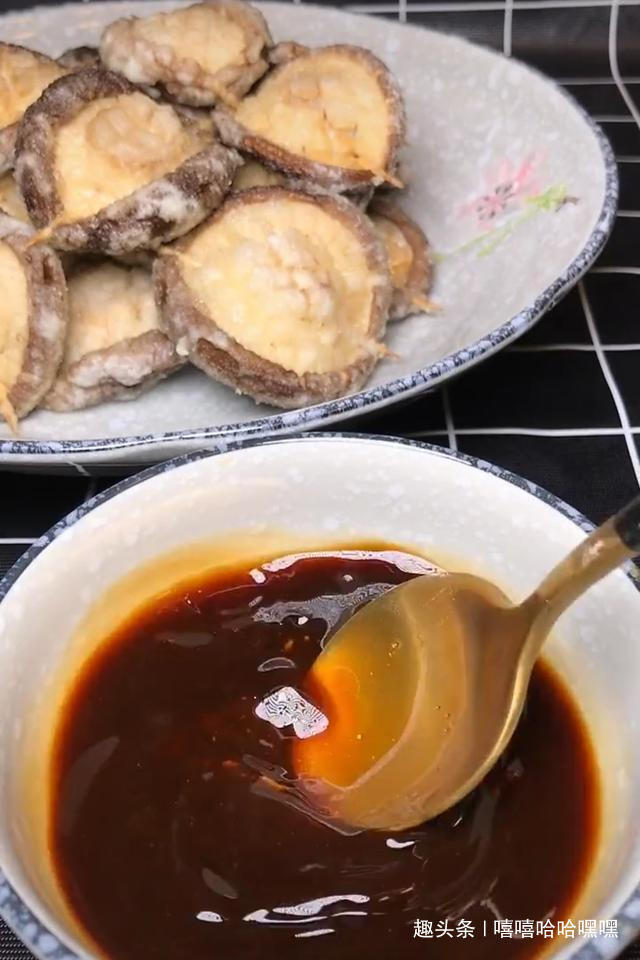 家常香菇新做法，外焦里嫩，入口即化，制作简单，超级下饭！