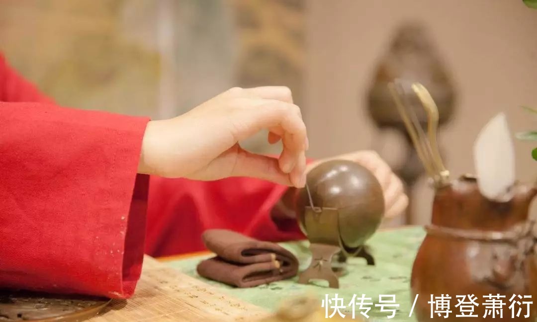 周邦彦|词人躲在床下,偷听皇帝和美女说话,写下一首词,开篇就是名句