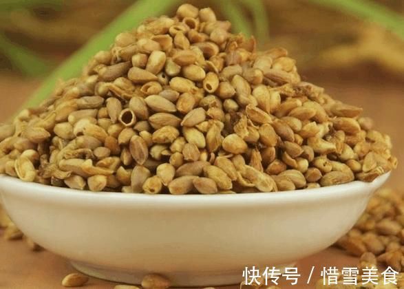 枸杞|经常失眠的人,谨记:日常多吃3物,做好2事,让你一觉睡到大天亮