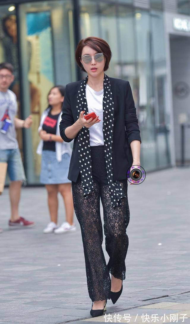 打底裤 时尚帅气的打底裤穿搭年轻有品位,简约随性美丽又吸睛,美美出街