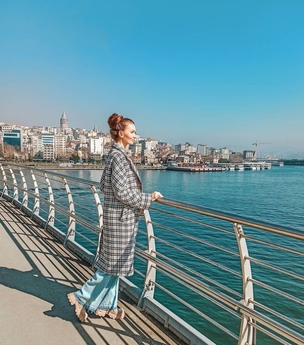 长发公主|现实版长发公主:17年没剪过头发,头发长达1.72米