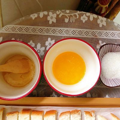 黄油蜂蜜吐司条