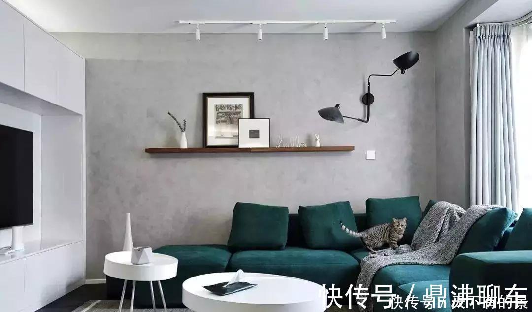 墙面|49平小公寓,进门就是衣帽间,开放式卫生间浴缸放明处,前卫!