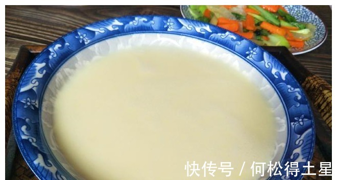 冰糖|破壁机食谱，奶香玉米汁，这样做简单方便，香浓好喝，午餐必备！