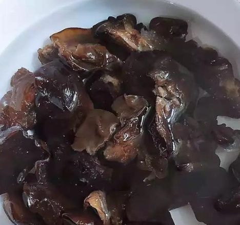 10人泡木耳9人错，教你3招，快速泡发又干净，饭店厨师都这么做
