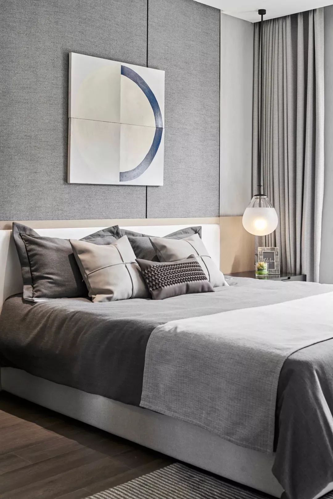 装饰画|200㎡现代简约,高级灰里加点黑,简约朴素高级美