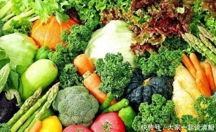 吓坏|母乳变成绿色吓坏宝妈，彩色的母乳到底能不能吃宝妈需要了解