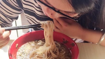 习惯|上了年纪不显老的人,十有八九会有3个习惯,学会一个也不错了