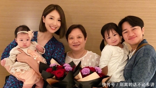 李亚男|王祖蓝晒全家福庆父亲节，还下厨给李亚男做美食，夫妻俩热吻甜齁