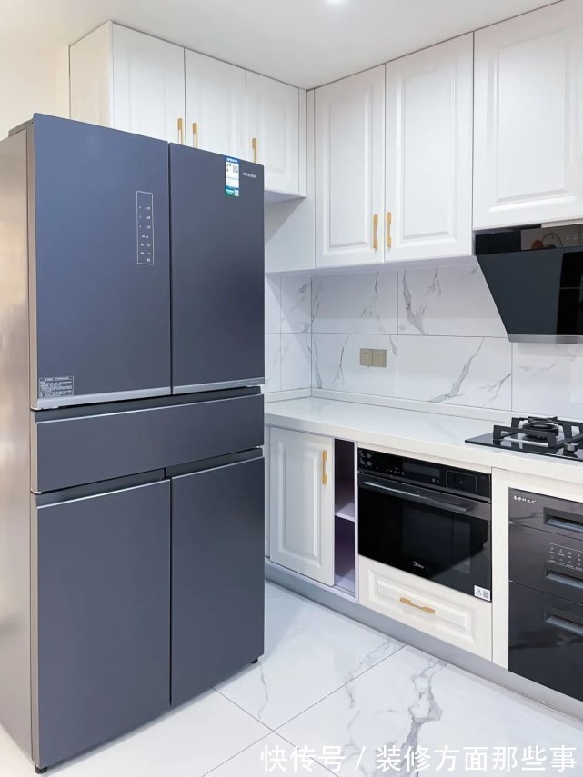 浅色系|148㎡复式轻奢设计,休闲区可以秒变家庭影院