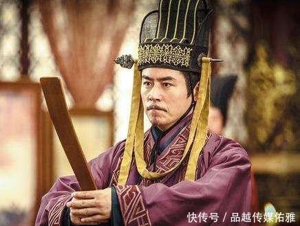 路上|两位亲信在上朝路上被刺杀,脑袋还被割了下来,皇帝却错杀了