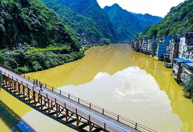 大山包|云南私藏的宝藏小城，山水不输贵州，风景美如画