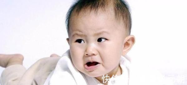 肚子|宝宝出现这几种情况,就是肚子里积食了,要学会正确处理