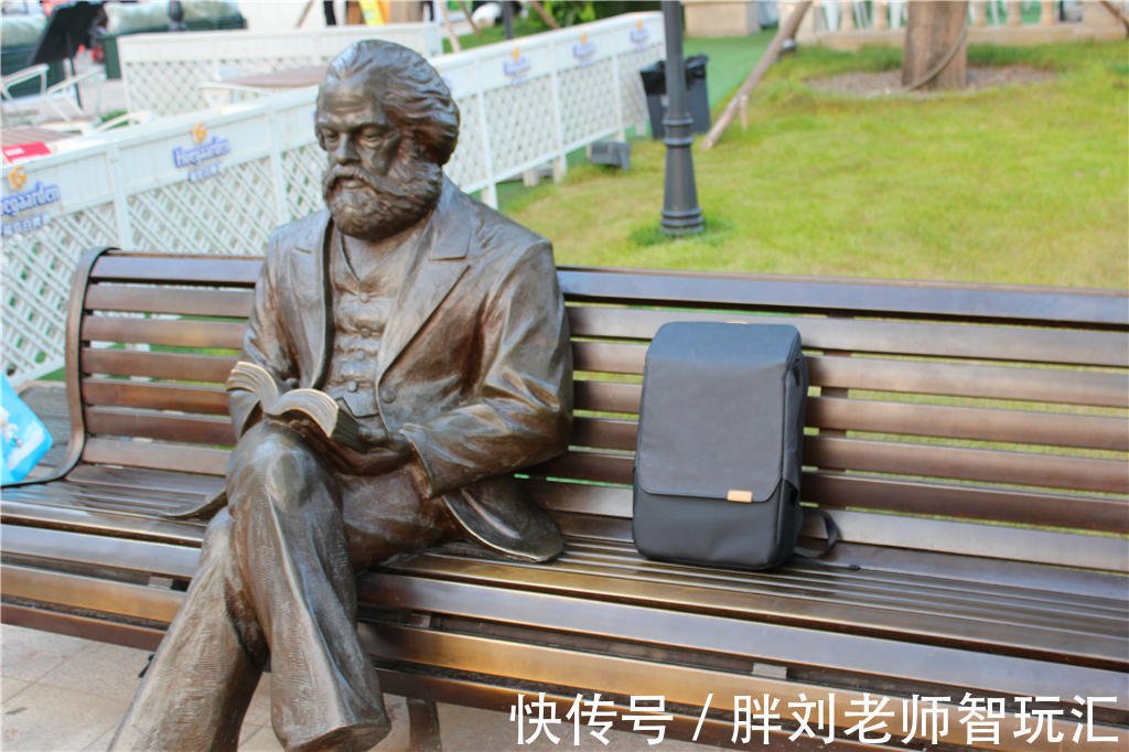 背包|商务and时尚:地平线8号零感背包,好看真能搞定一切?