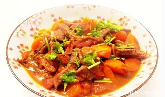 萝卜牛腩一上桌就被抢光,做法简单,营养美味!