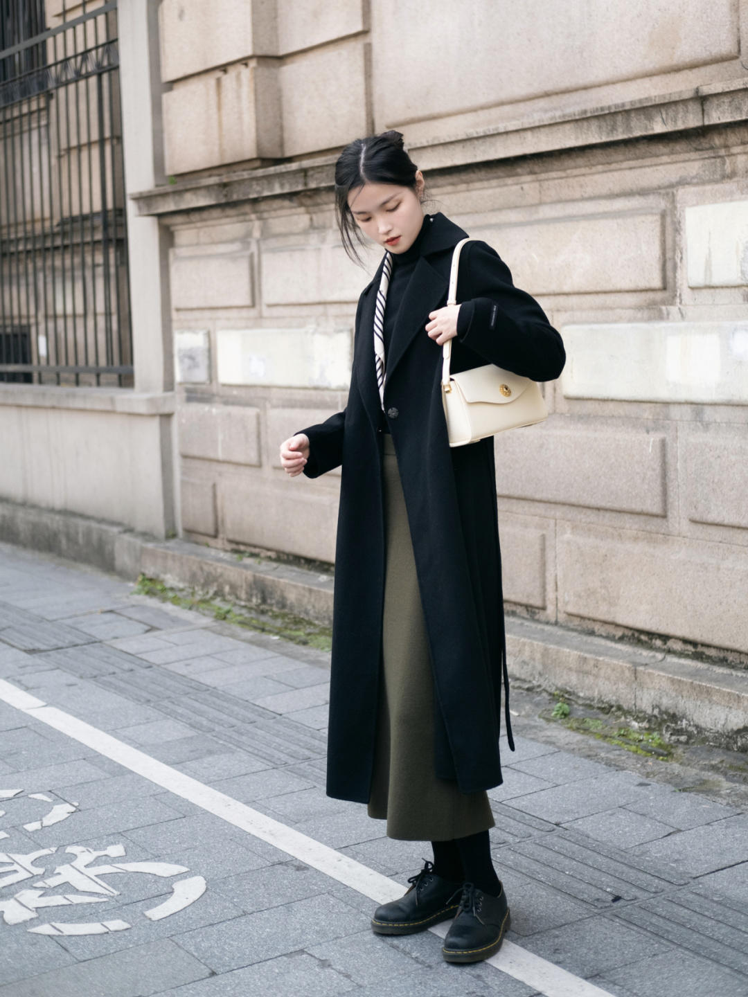 大衣|想保暖就试试“羊毛大衣”,瞧素人博主的穿搭,优雅时尚又显贵