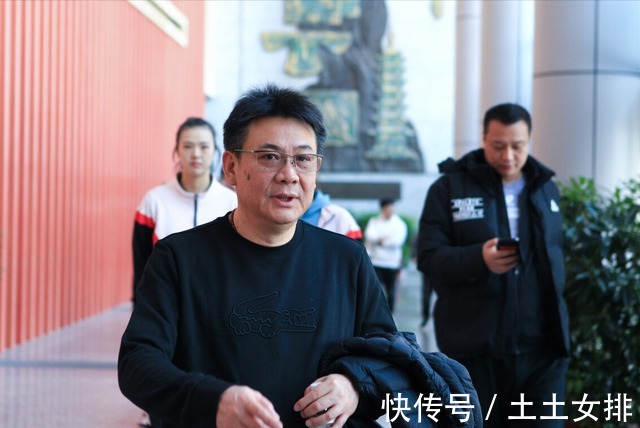 龚翔宇|中国女排最新动态!主教练离开江苏奔赴宁波,元宵节后国家队开训