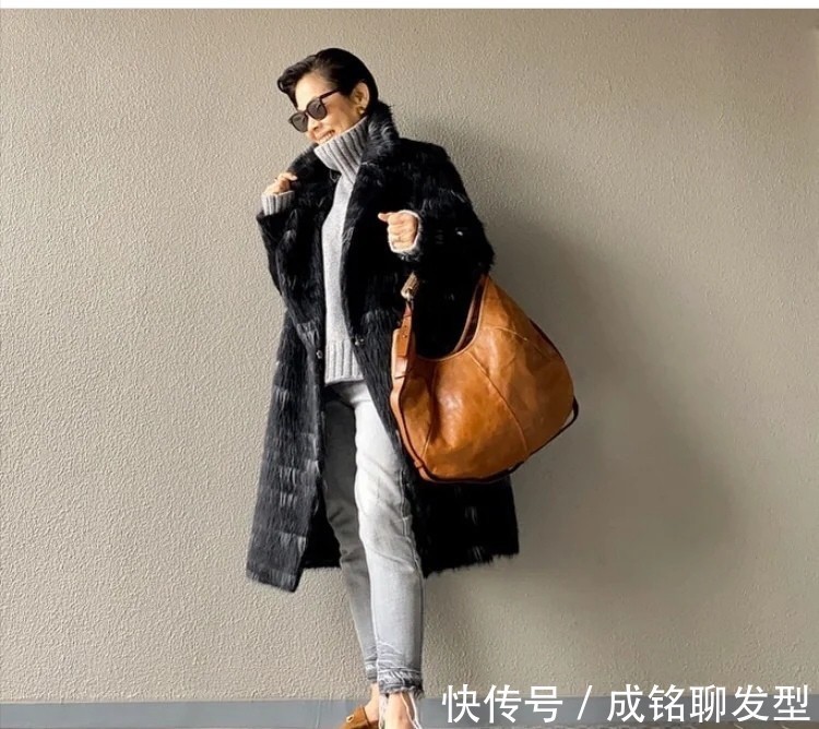 阿姨 60岁也要远离“老年装”,这位日本阿姨真会穿,自然真实又显年轻