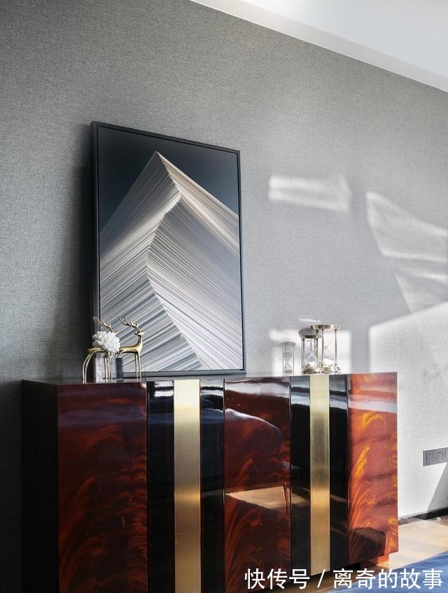 灰白蓝|虽然装修超了预算,依然喜欢木饰面吊顶,现代风格实拍图晒给你看!