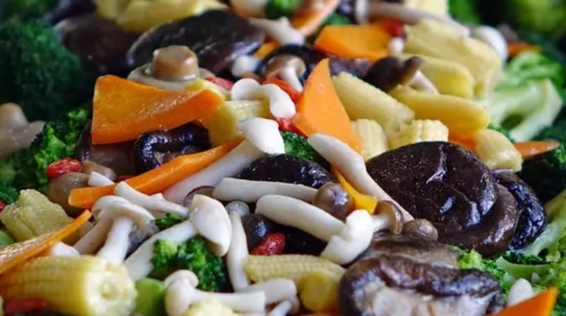 中薪|蘑菇是米饭的黄金好搭档，可以实现蛋白质互补，营养更均衡！