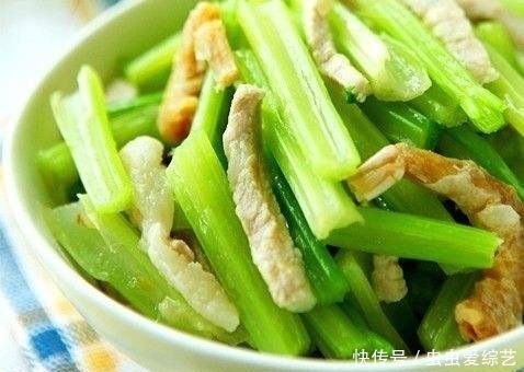 芹菜和此物一起煮,睡眠好了,气血足了,血管畅通无阻