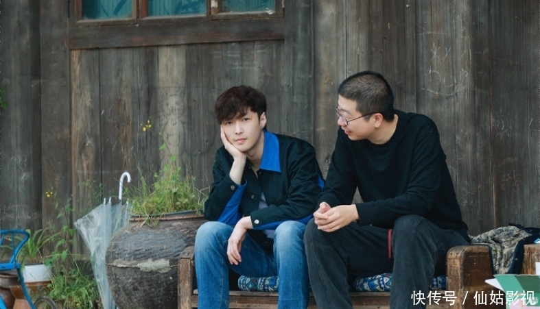 极限男人帮|《向往5》导演担心请不到的嘉宾,却被张艺兴几句微信给轻松搞定