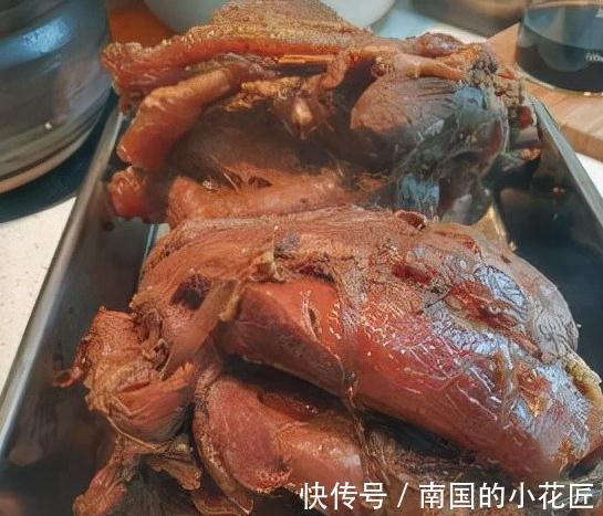卤牛肉时，记住“1腌2泡”，牛肉不腥不柴，好吃还缩水小