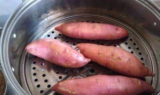 秋天，遇到此菜别错过，1块钱一斤，多买点晒起来可以吃上一冬天