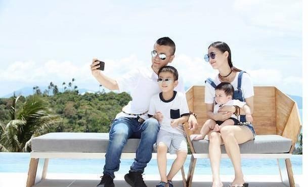 杨子|黄圣依在家亲身为孩子做果冻,儿子馋出可爱表情包,豪宅别墅一角曝光