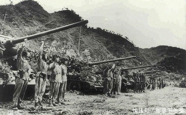 武器|血肉之躯对抗钢铁洪流:摧毁对手千辆坦克,使用武器却很简陋