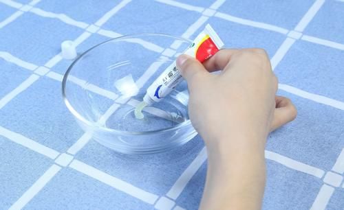 过敏反应|几块钱的红霉素软膏很实用,一般治疗什么?这3种疾病可以尝试