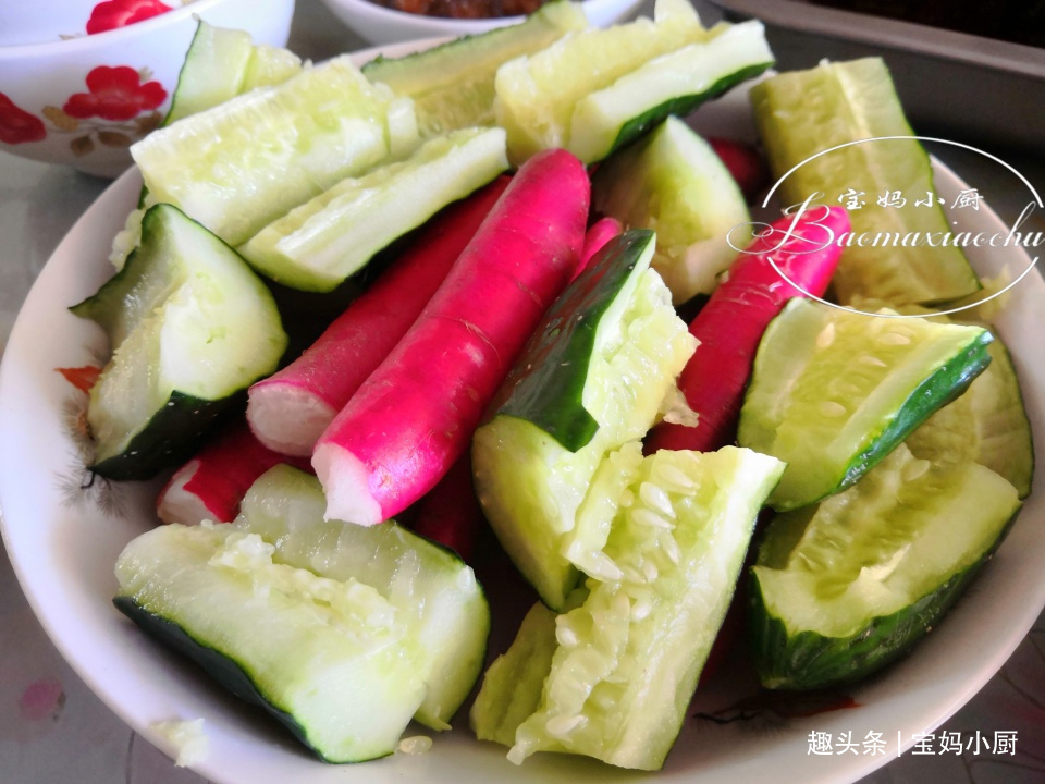 去闺蜜家做客,一进屋我乐了,有颜值硬菜多,一道比一道香