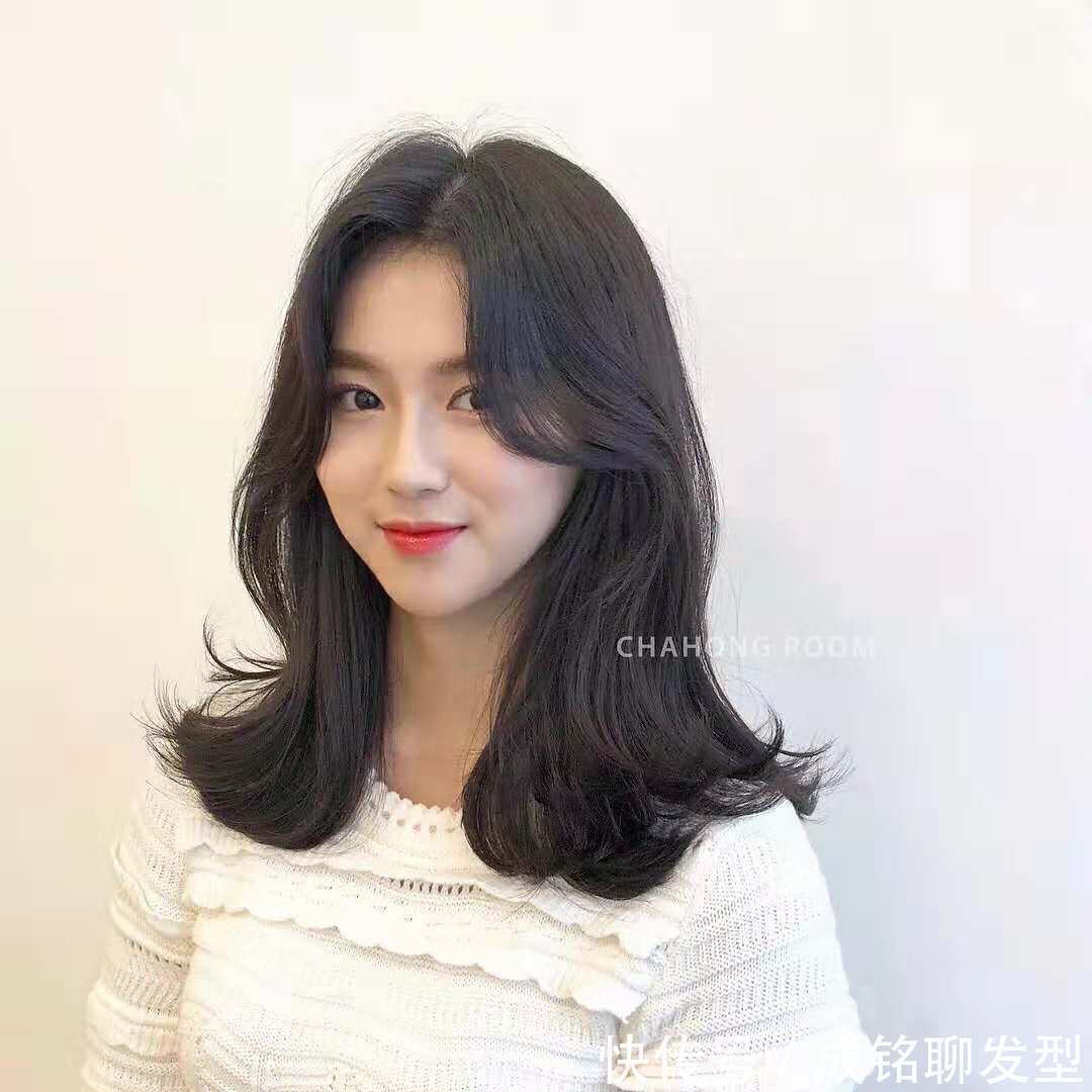 减龄|现在除了空气刘海还流行哪些刘海?七款网红刘海,时尚减龄又养眼