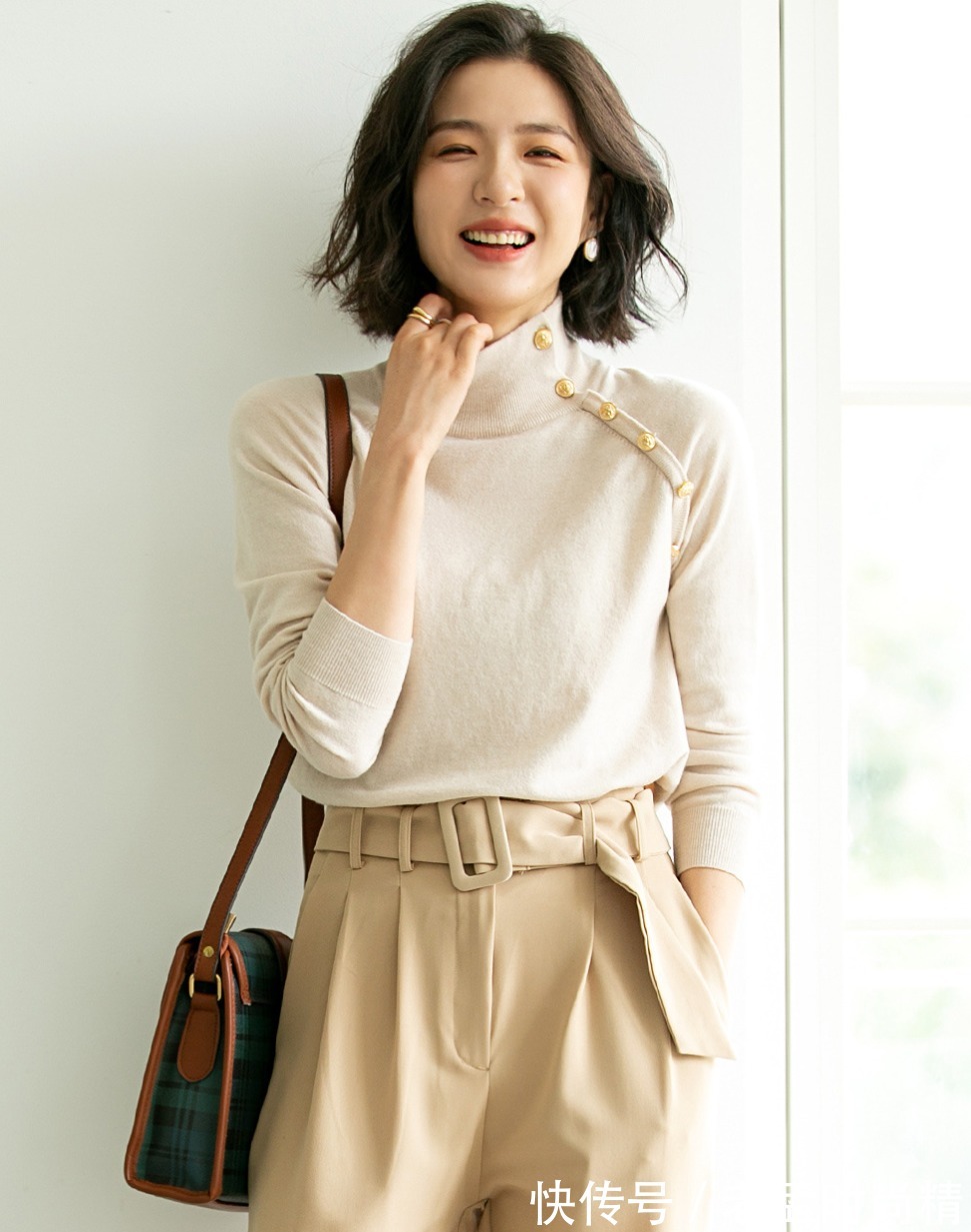 螺纹|简约的态度,知性的魅力,一款非常有女人味的针织衫